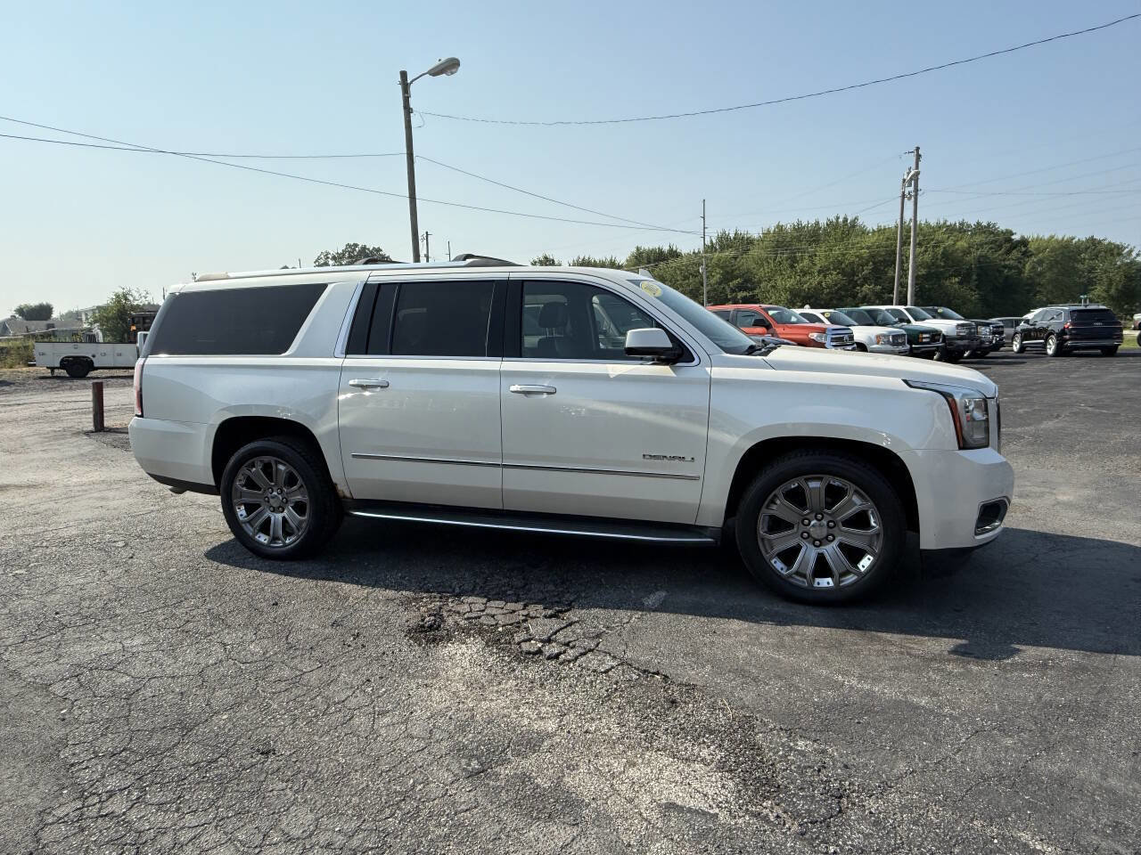 Used 2015 GMC Yukon XL Denali w/ Open Road Package image 6