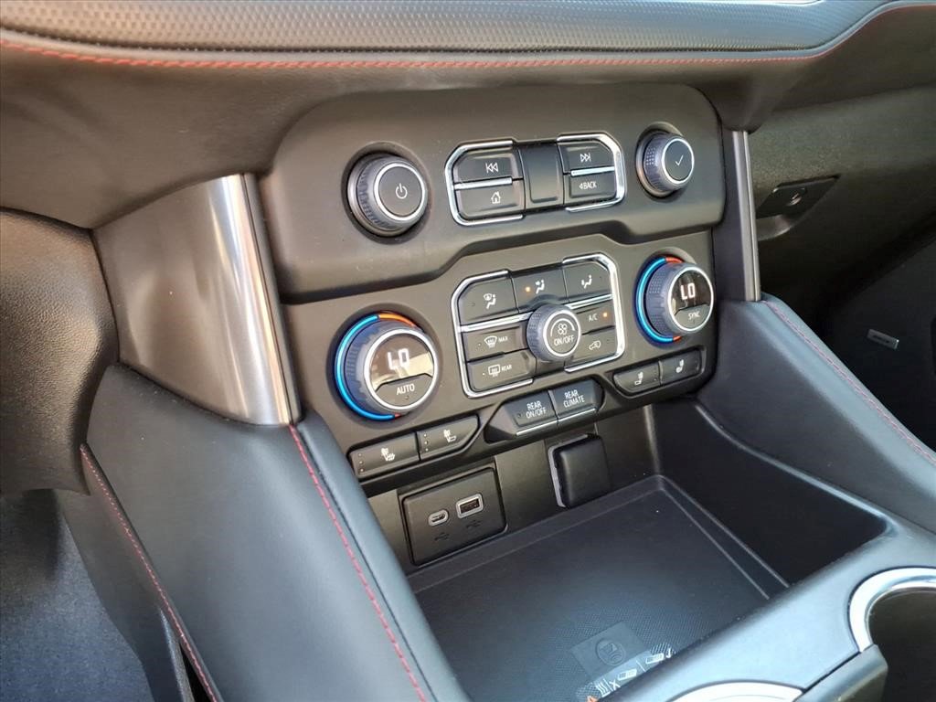 Certified 2022 Chevrolet Suburban RST w/ Sport Performance Package image 28