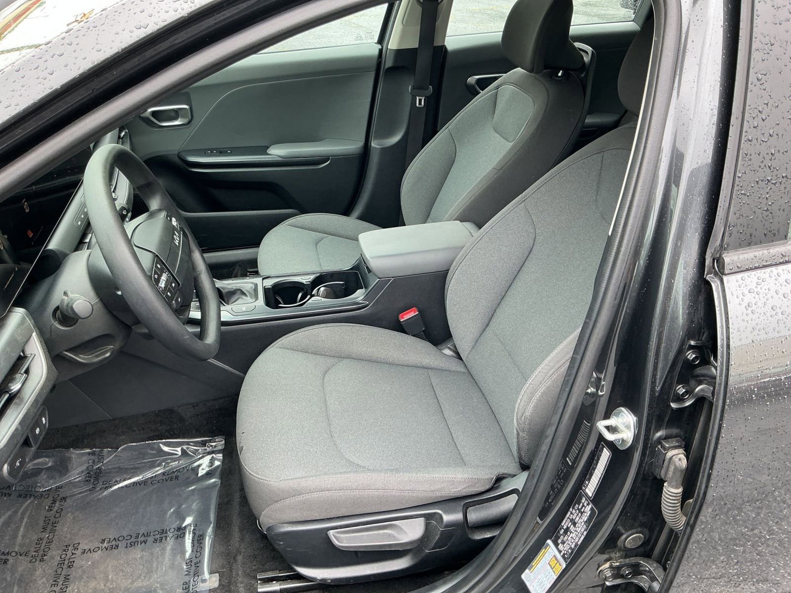 Used 2025 Kia K4 FWD image 32
