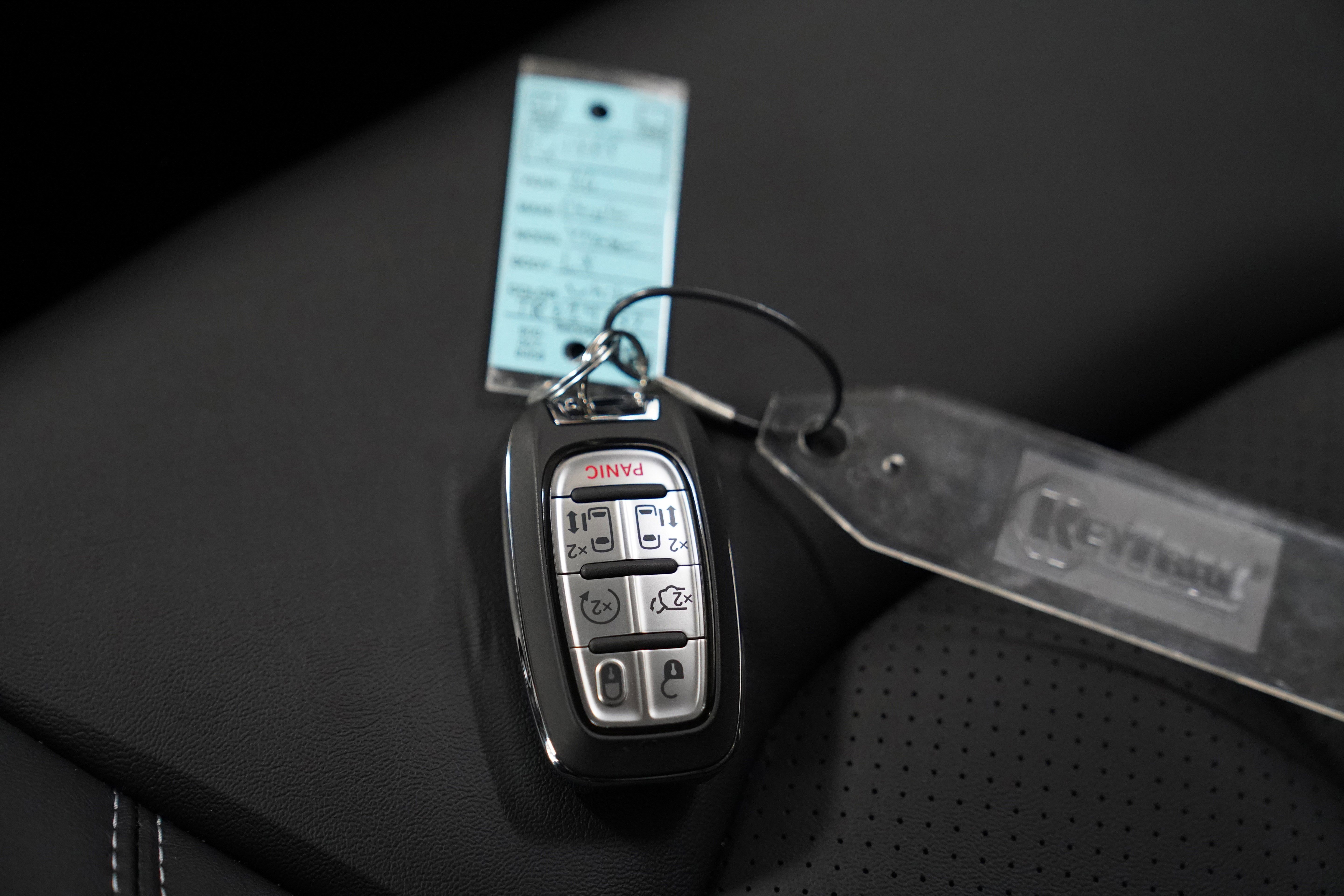 New 2026 Chrysler Voyager LX image 31