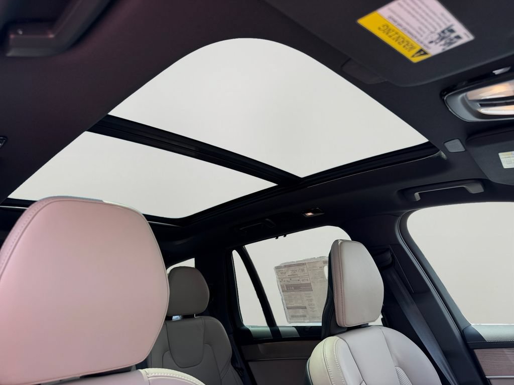 New 2026 Volvo XC90 T8 Ultra AWD/4WD image 5