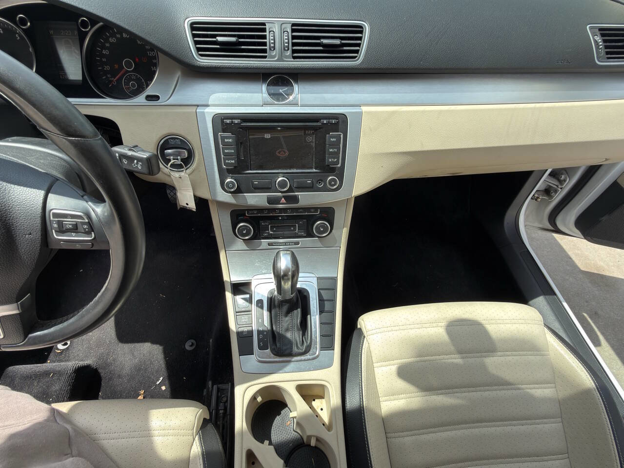 Used 2012 Volkswagen CC Lux Limited FWD image 52