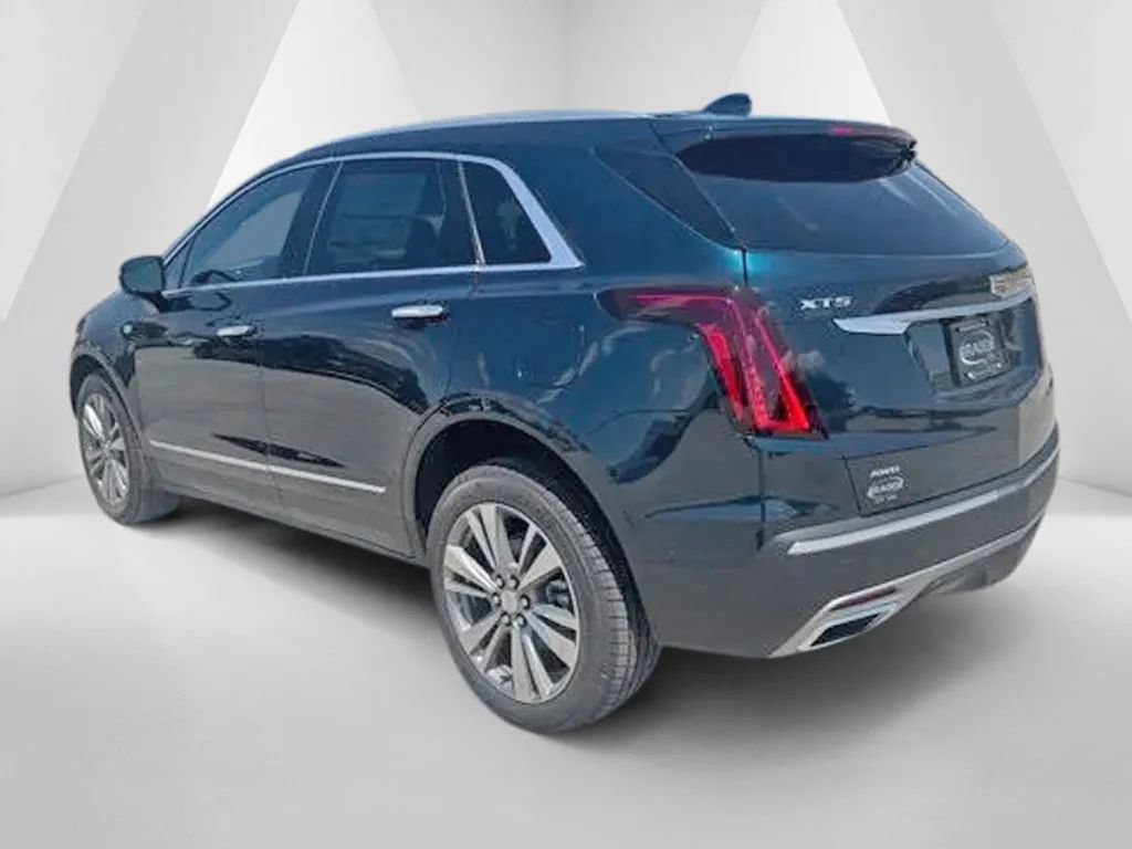 New 2026 Cadillac XT5 Premium Luxury w/ Driver Assist Package AWD/4WD image 5