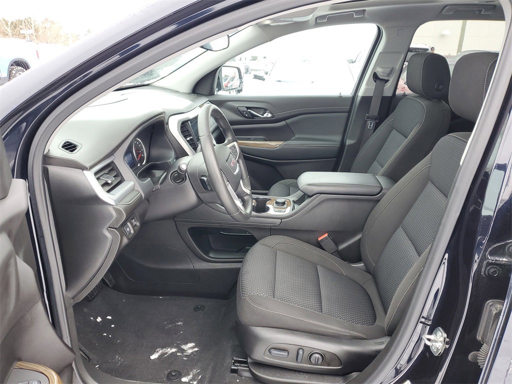 Used 2022 GMC Acadia SLE w/ Driver Convenience Package image 11