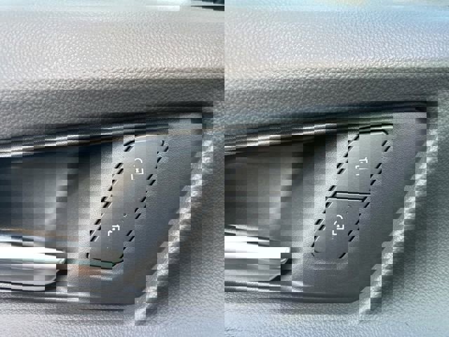 New 2026 Chevrolet Equinox LT w/ Convenience Package II image 23