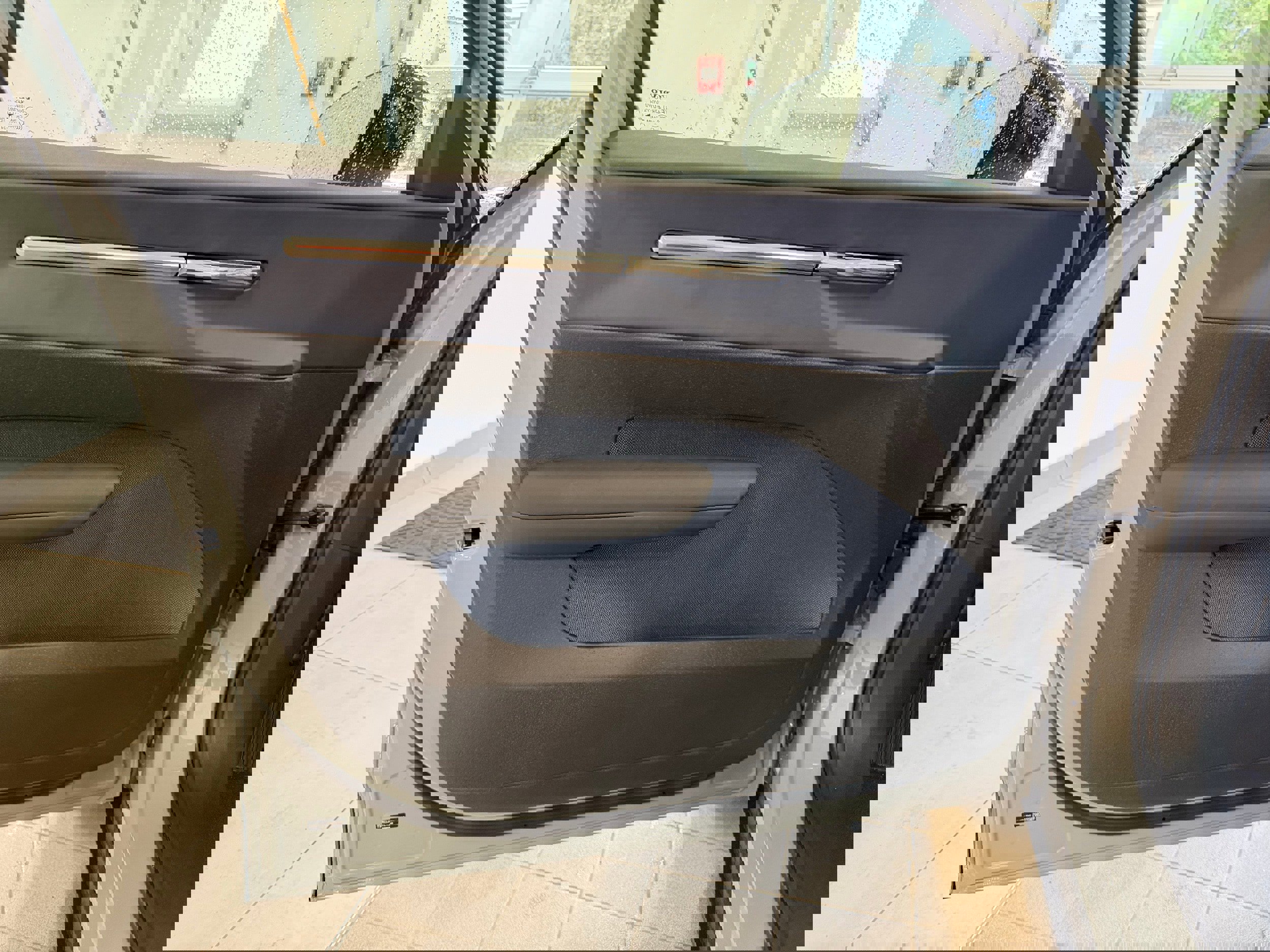 Certified 2025 Volvo EX30 Ultra image 14