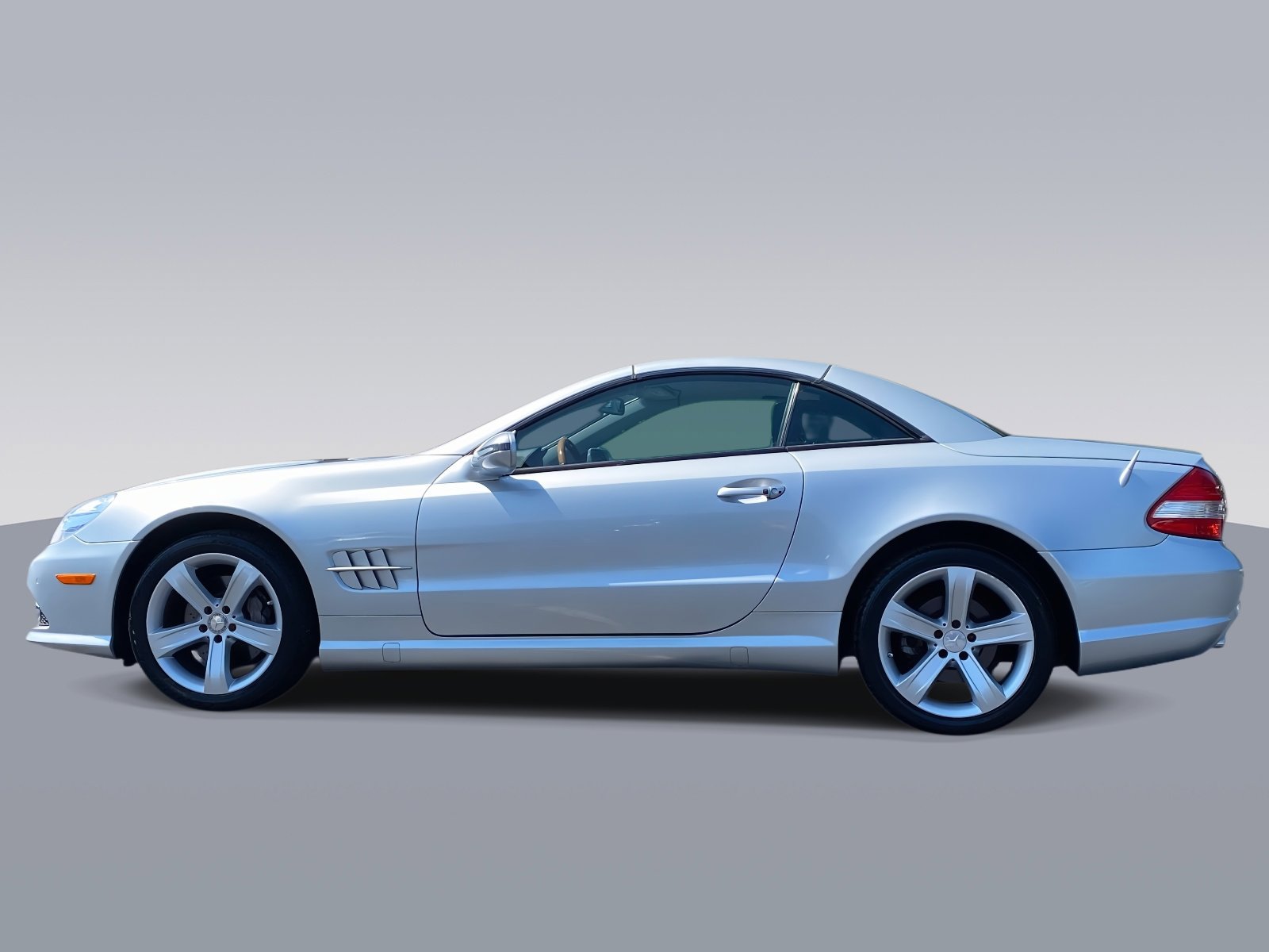 Used 2009 Mercedes-Benz SL 550 image 5