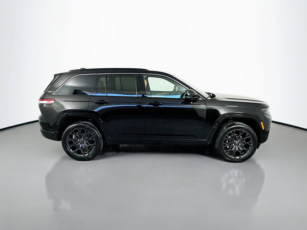 New 2026 Jeep Grand Cherokee Summit AWD/4WD image 8
