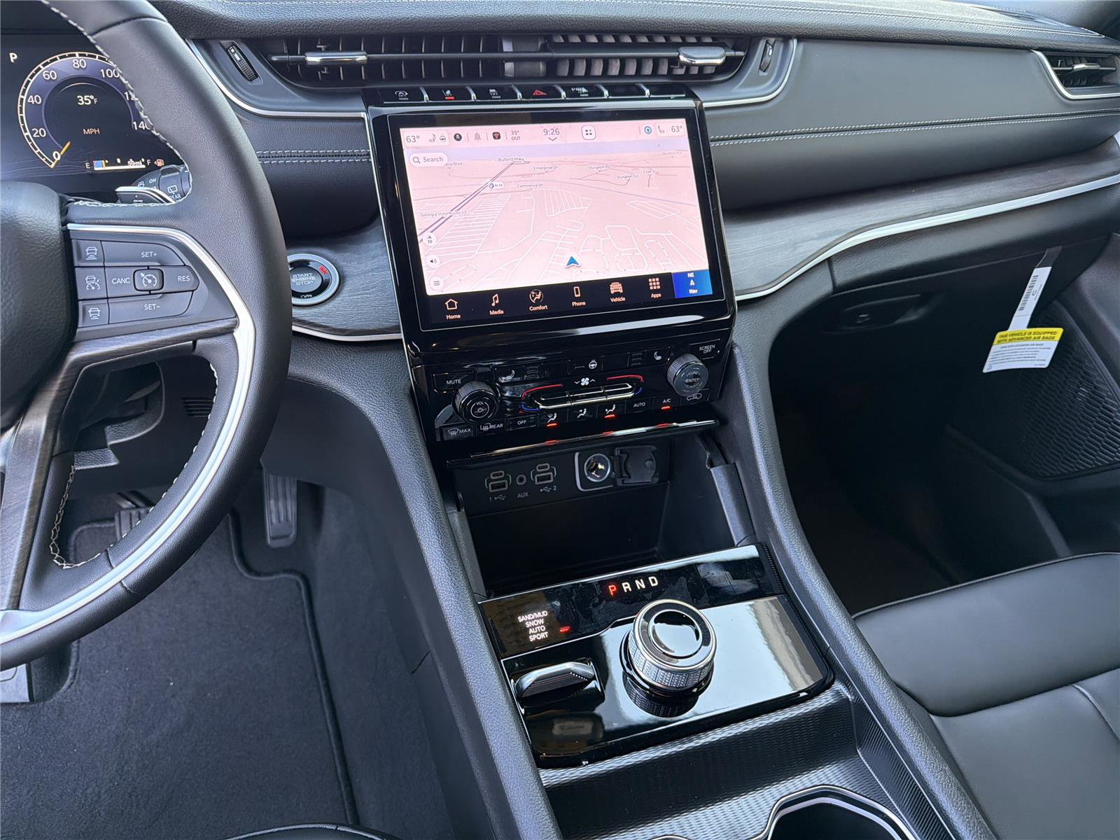 New 2025 Jeep Grand Cherokee L Limited w/ Black Appearance Package image 30