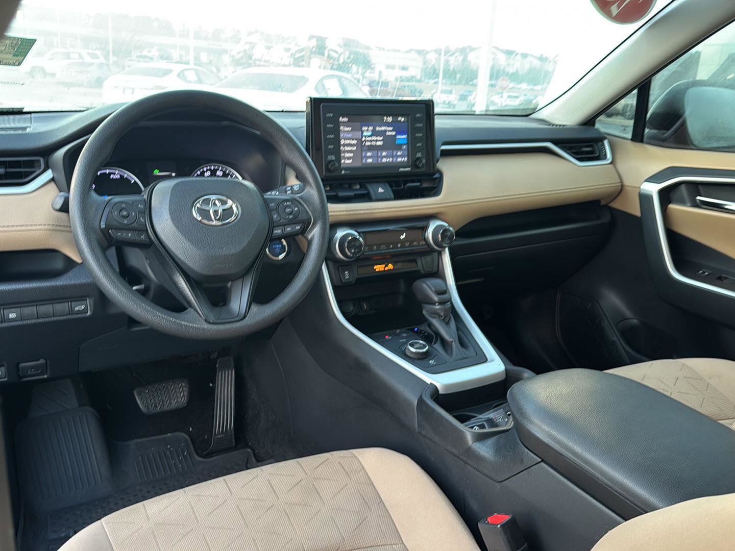 Certified 2021 Toyota RAV4 XLE w/ Convenience Package image 16