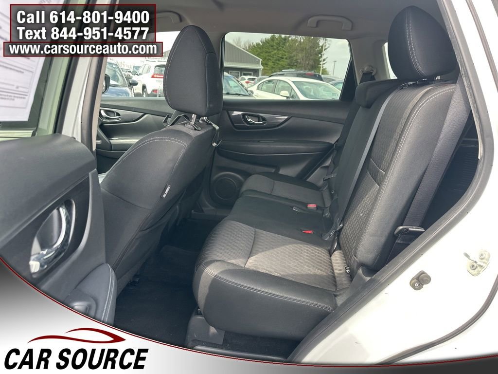 Used 2017 Nissan Rogue SV image 13