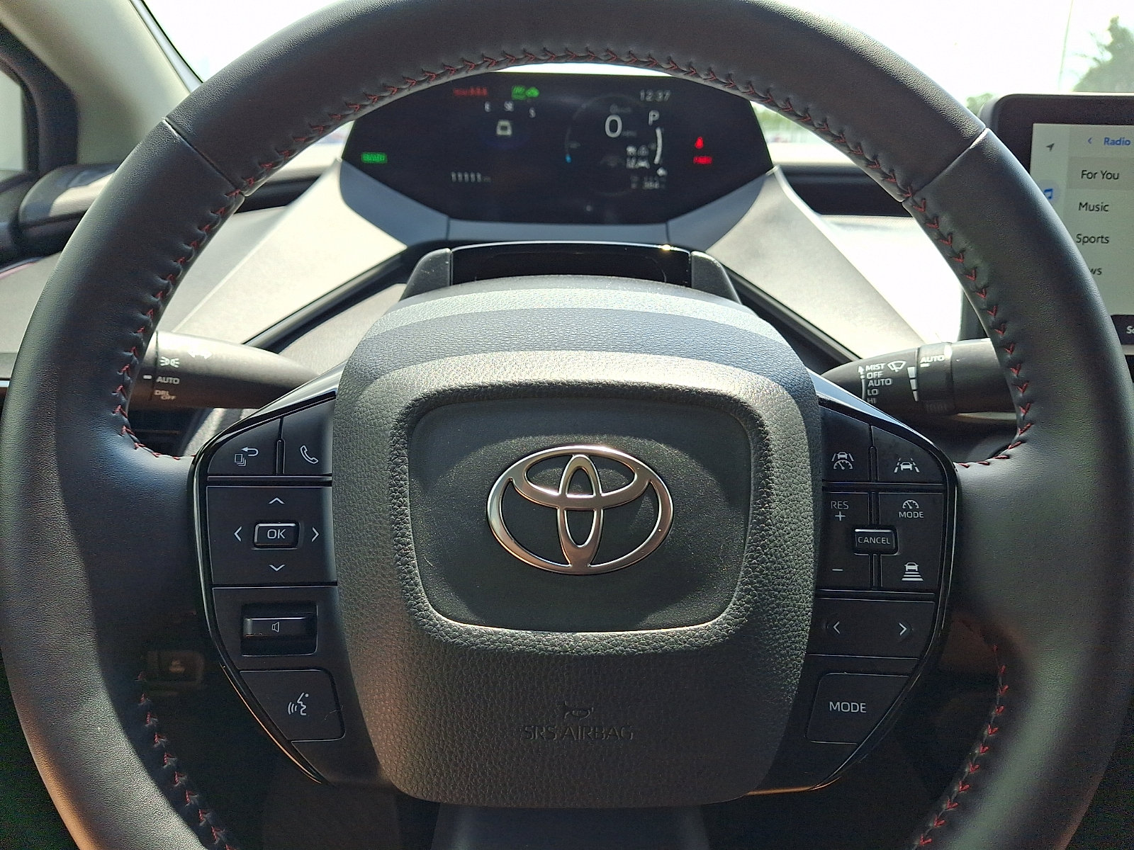 Used 2024 Toyota Prius Prime FWD image 17