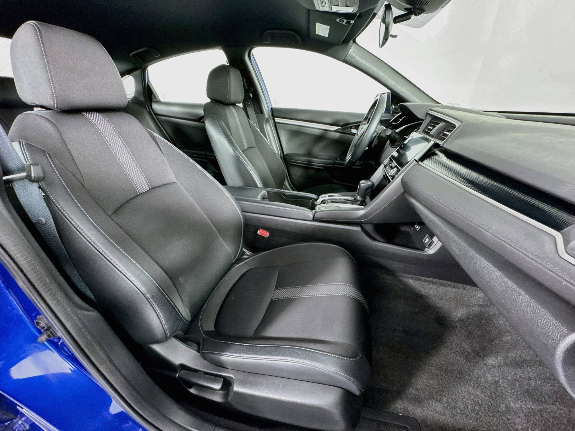 Used 2020 Honda Civic Sport image 25