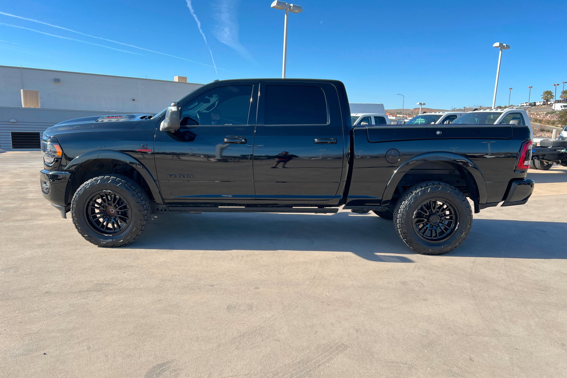 Used 2024 RAM 2500 Limited image 2