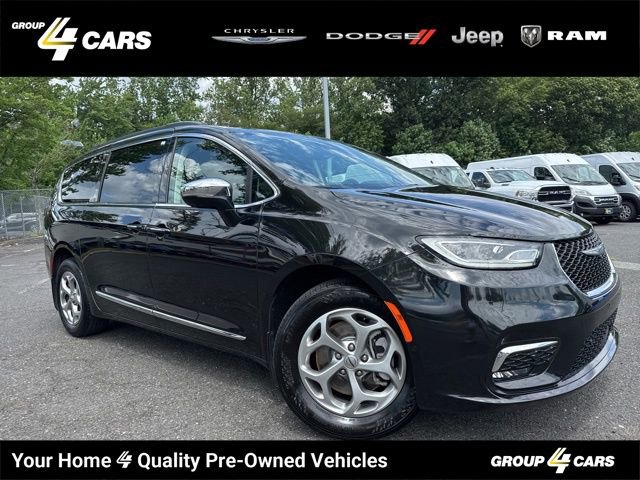 Used 2023 Chrysler Pacifica Limited
