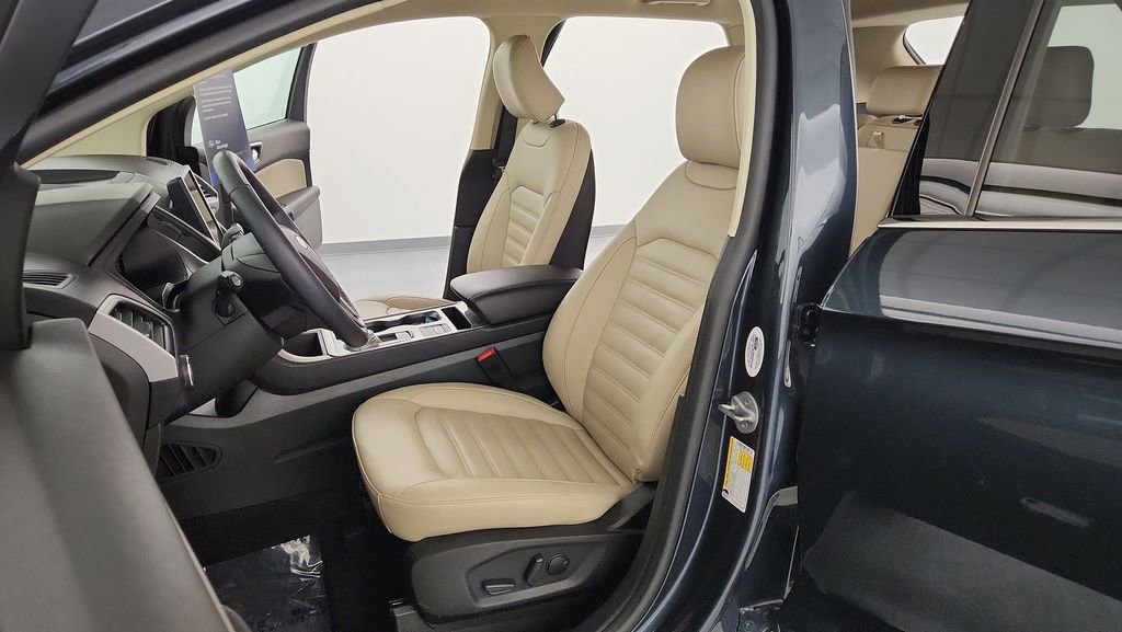Certified 2023 Ford Edge SEL w/ Convenience Package image 15