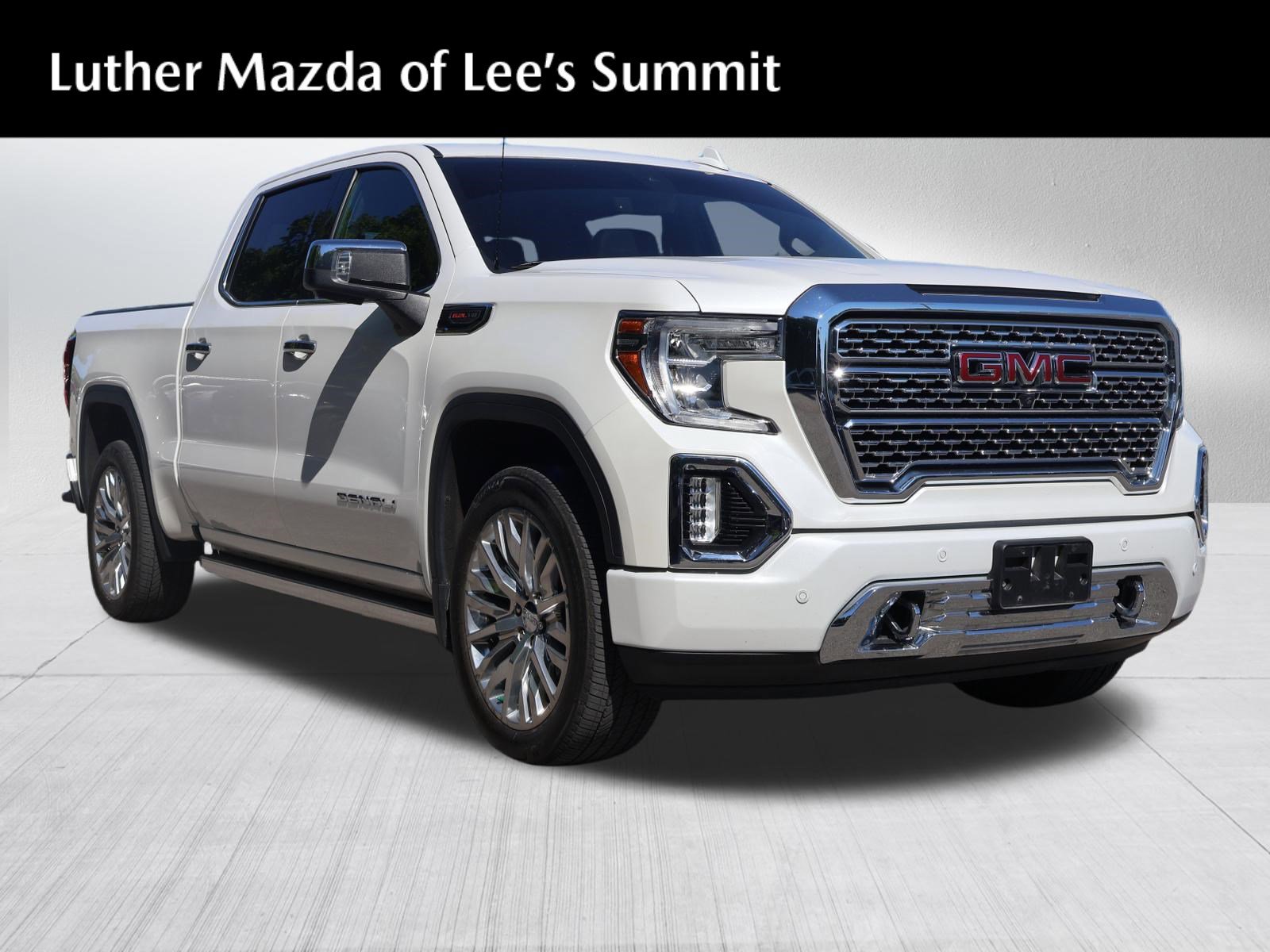 Used 2019 GMC Sierra 1500 Denali w/ Denali Ultimate Package AWD/4WD image 1