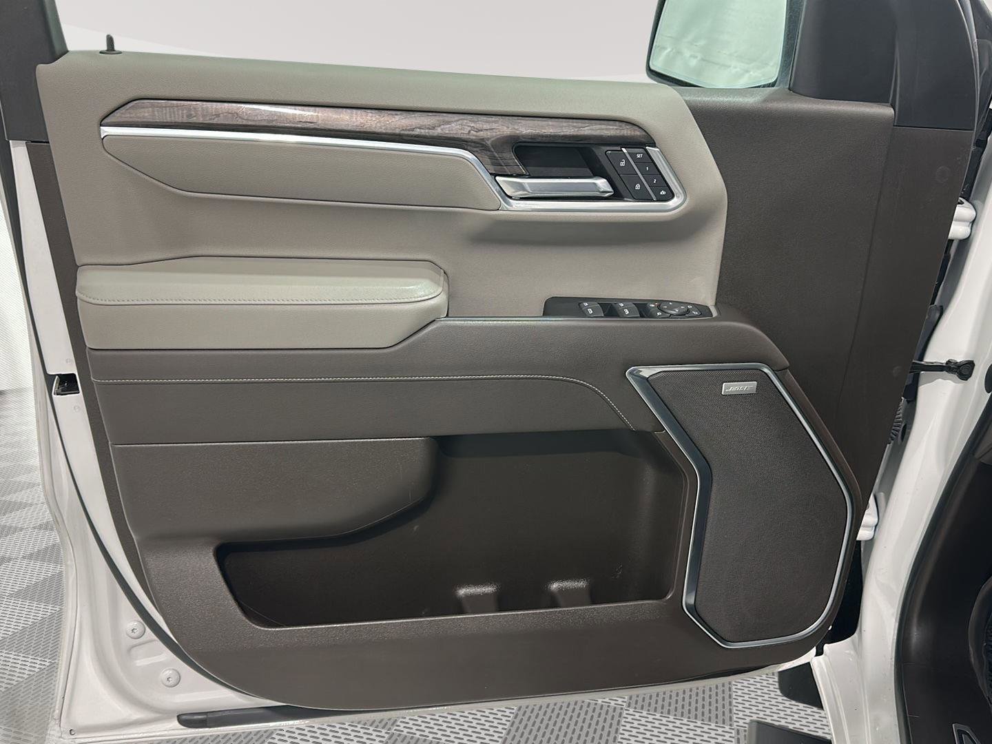 Used 2022 Chevrolet Silverado 1500 LTZ image 20