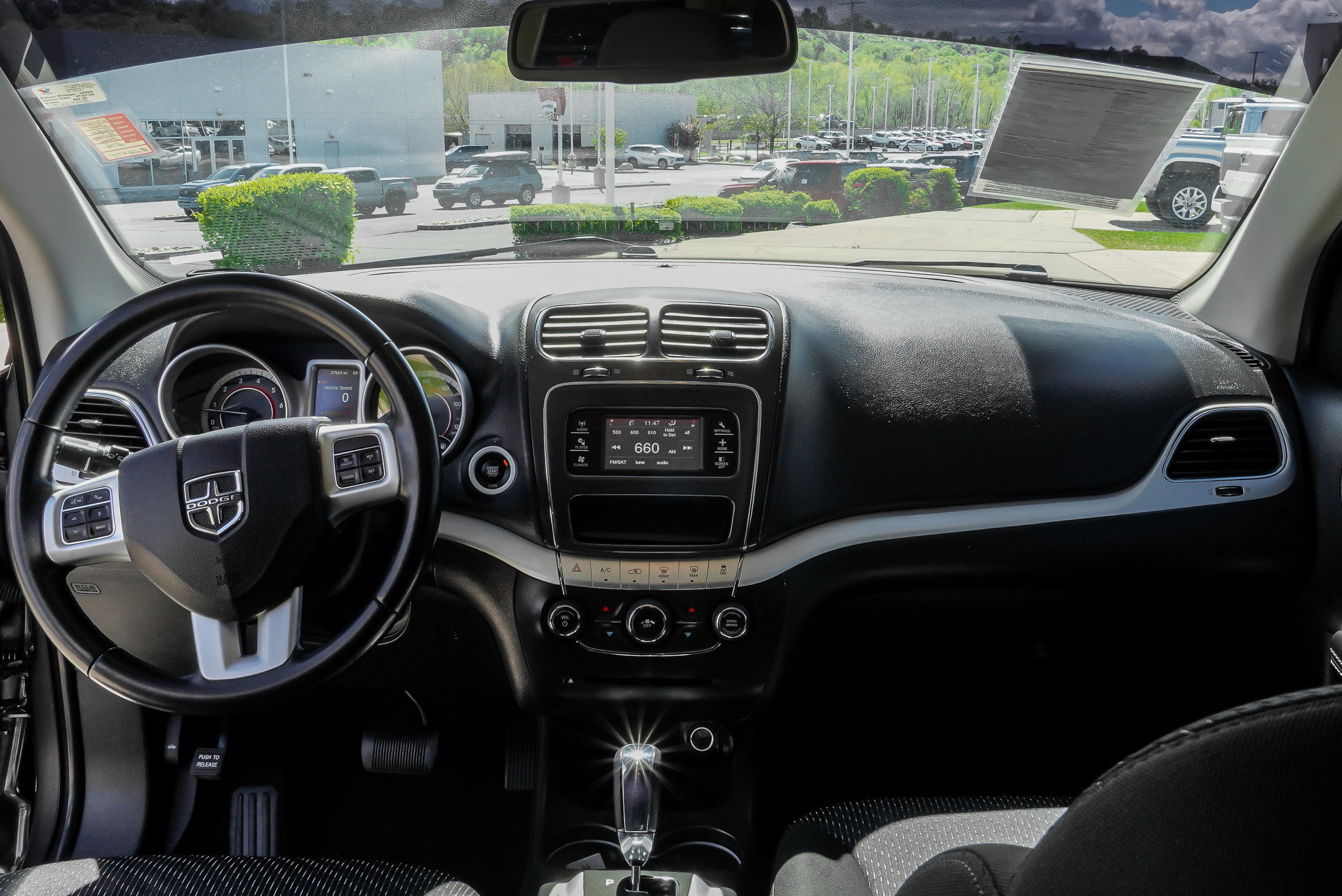 Used 2020 Dodge Journey SE w/ SE Popular Equipment Group image 33