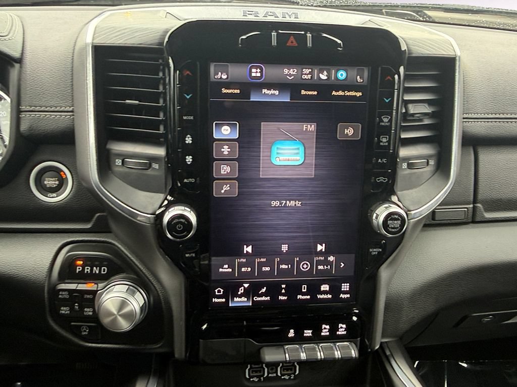 Used 2023 RAM 1500 Laramie AWD/4WD image 14