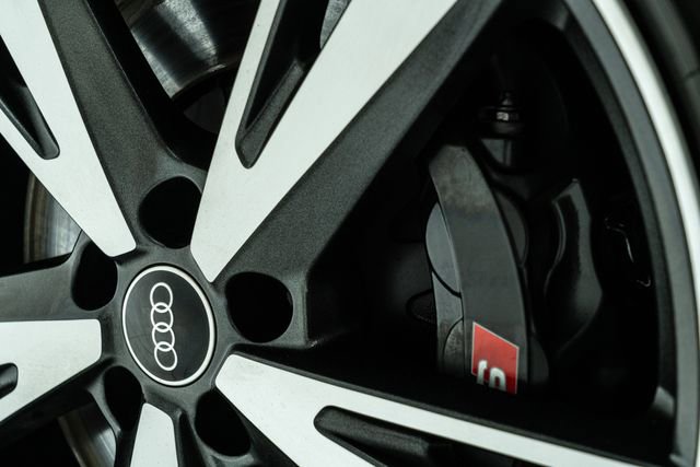 Used 2022 Audi S6 Premium Plus w/ S6 Executive Package AWD/4WD image 22