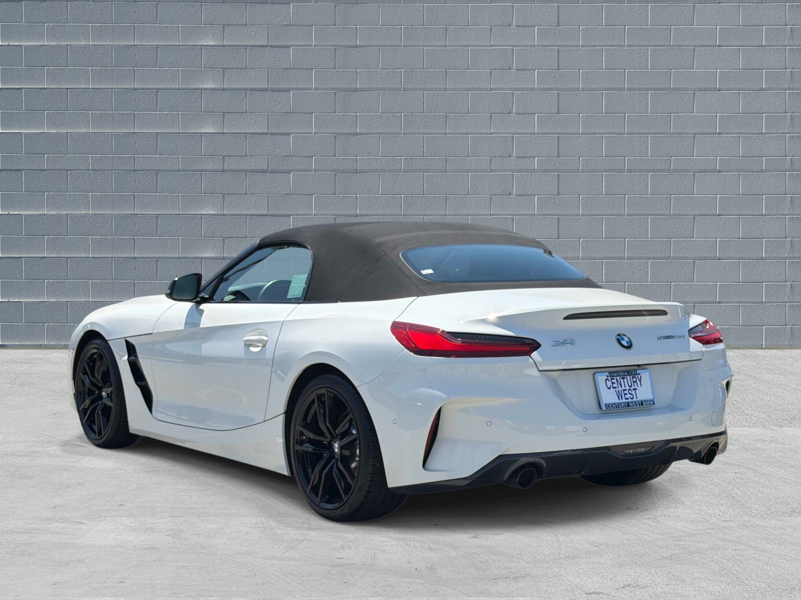 Used 2021 BMW Z4 sDrive30i w/ M Sport Package RWD image 4