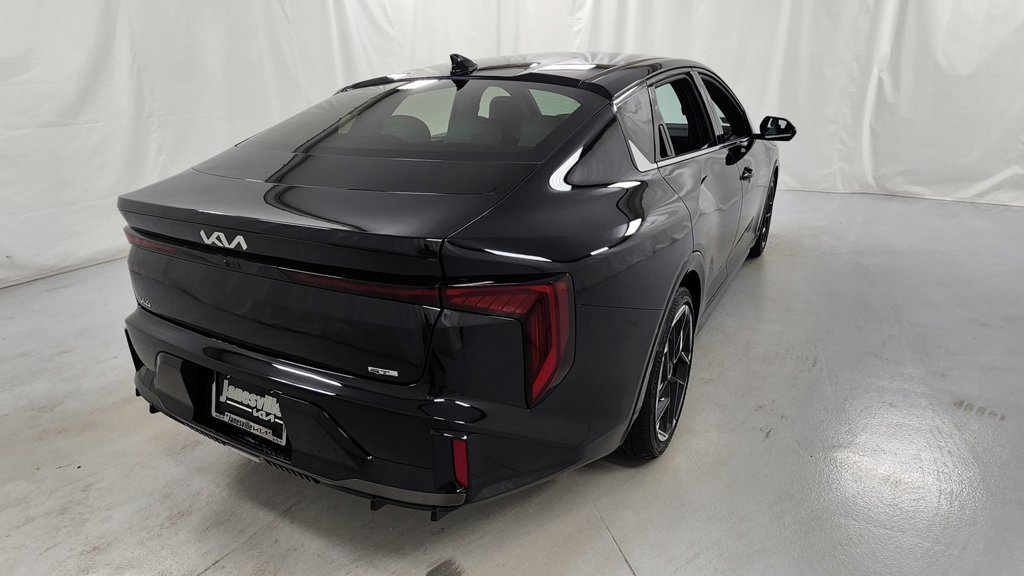New 2026 Kia K4 GT-Line FWD image 3