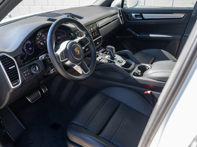 Certified 2022 Porsche Cayenne S image 5