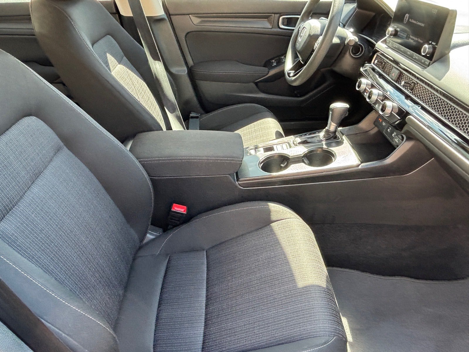 Used 2025 Honda Civic LX image 30