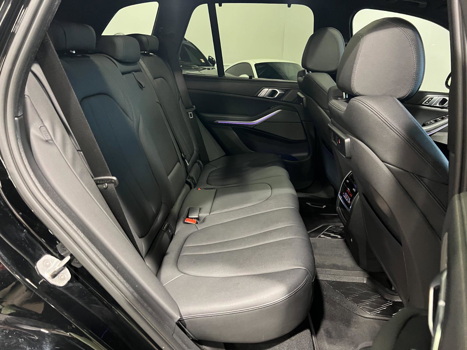 Used 2019 BMW X5 xDrive40i w/ Premium Package 2 AWD/4WD image 38