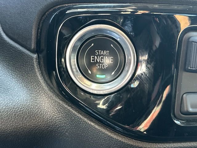 Certified 2025 Chevrolet Silverado 3500 LT w/ Safety Package AWD/4WD image 17