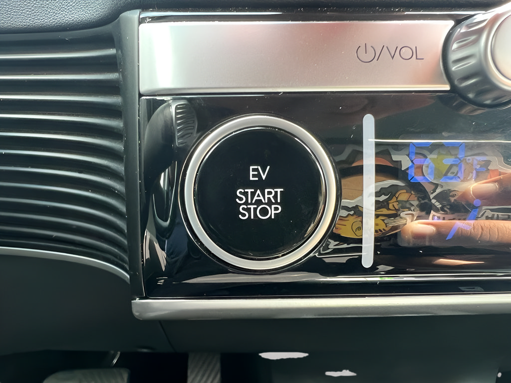 Certified 2023 Hyundai Ioniq 5 SEL AWD/4WD image 37