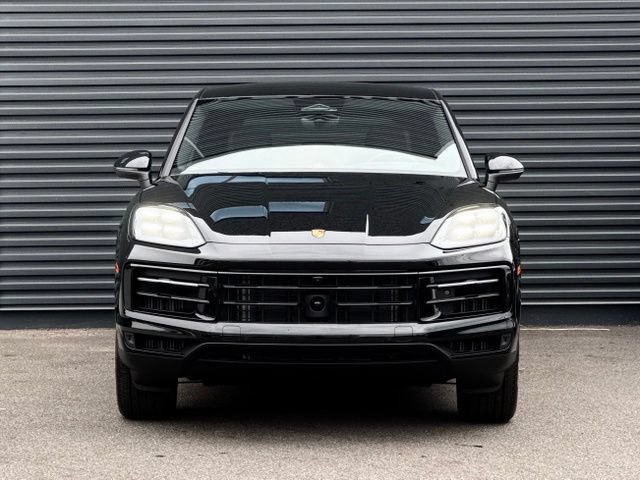 New 2026 Porsche Cayenne Coupe AWD/4WD image 10