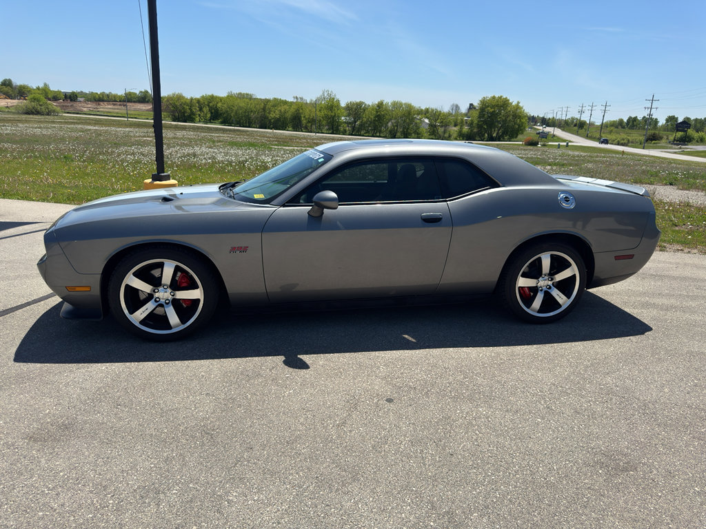 Used 2012 Dodge Challenger SRT8 RWD image 2
