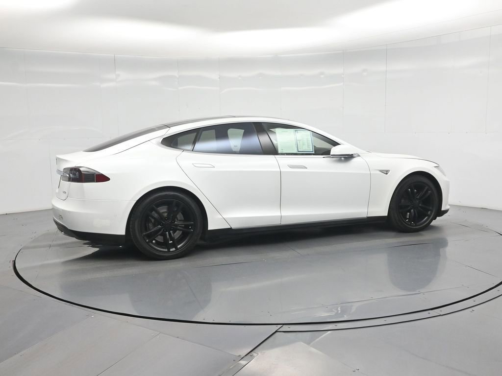 Used 2015 Tesla Model S 85D image 25