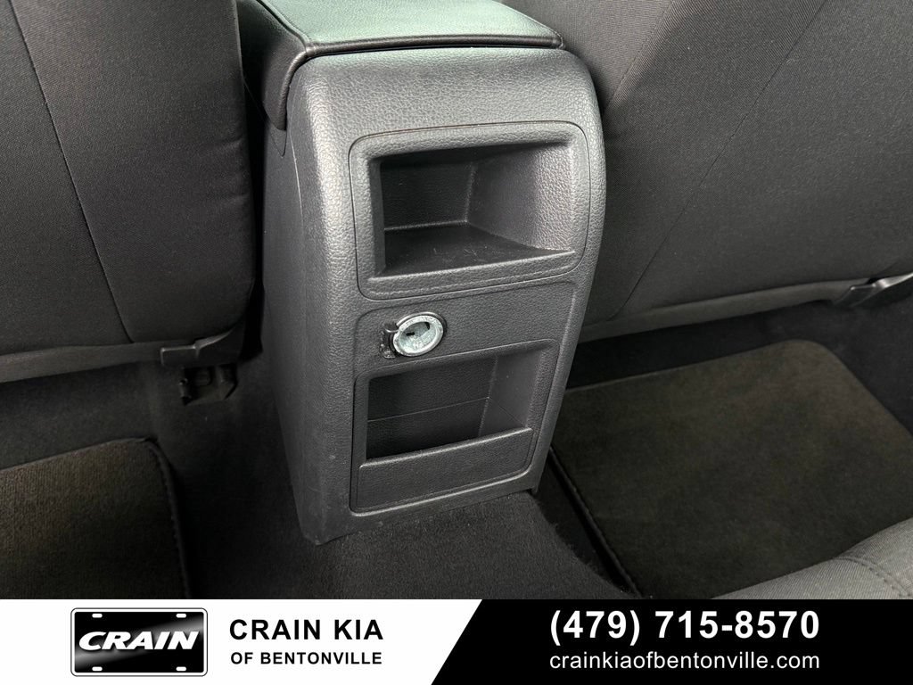 Used 2015 Volkswagen Jetta SE FWD image 26