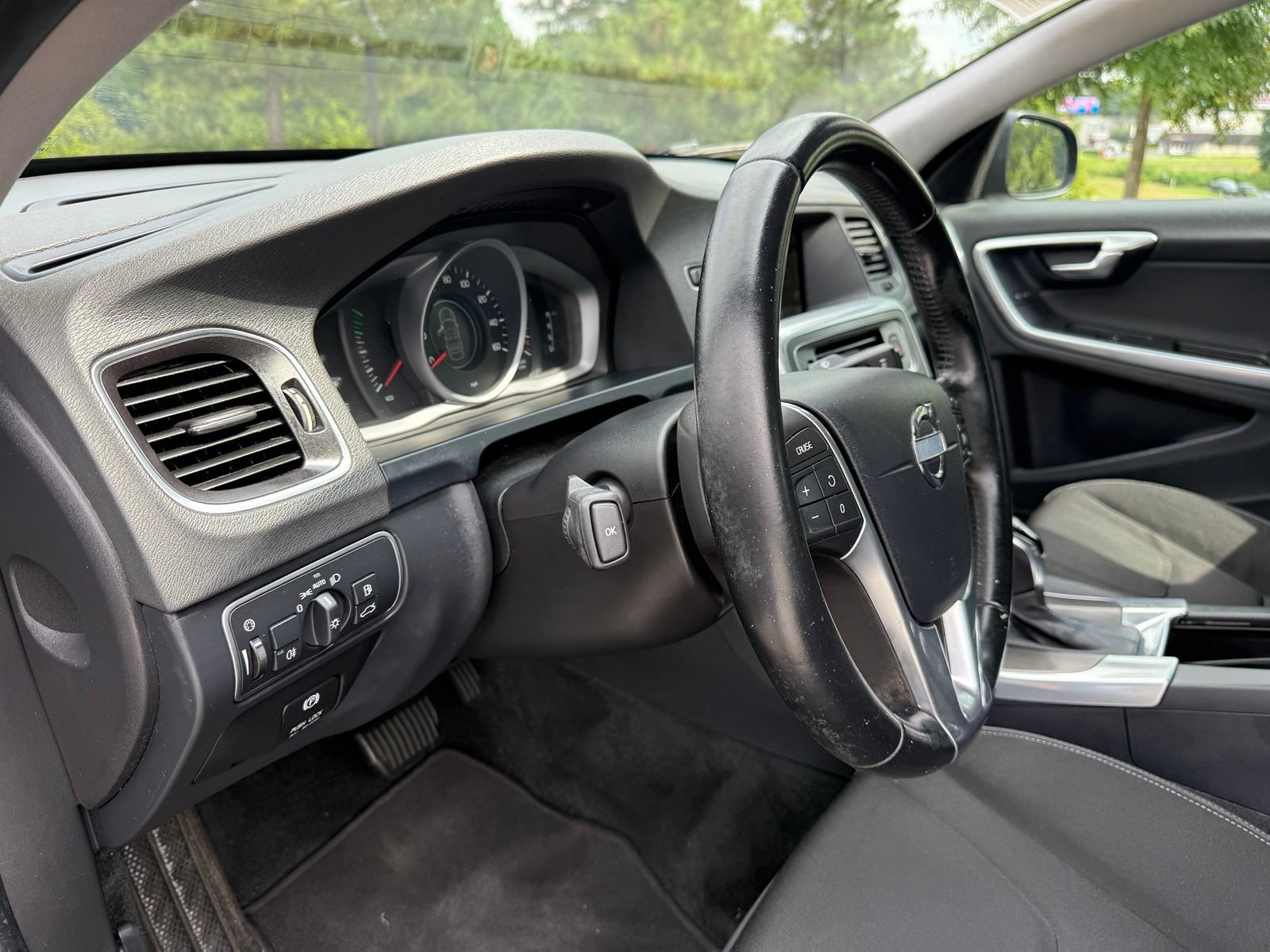 Used 2014 Volvo S60 T5 FWD image 22