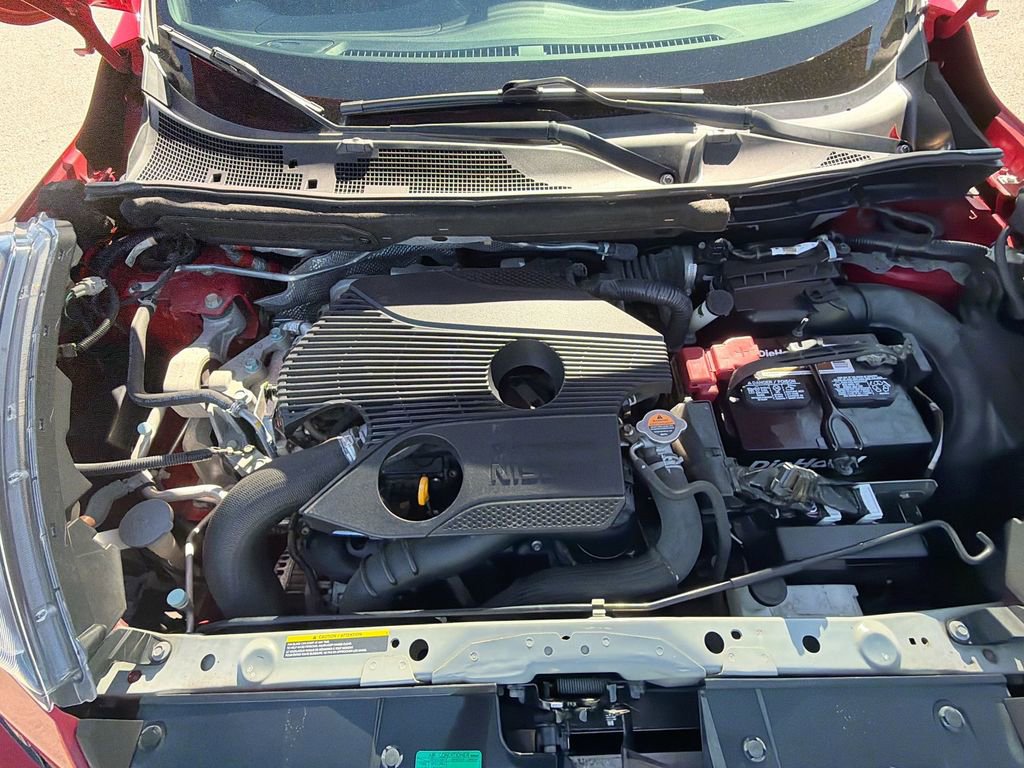 Used 2017 Nissan Juke SV image 32