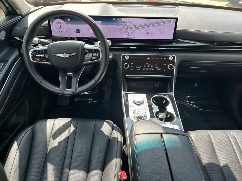 Used 2025 Genesis GV80 2.5T Standard AWD/4WD image 17