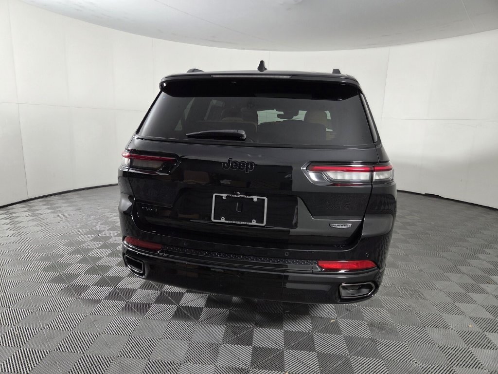 Used 2024 Jeep Grand Cherokee L Summit w/ High Altitude Package AWD/4WD image 5