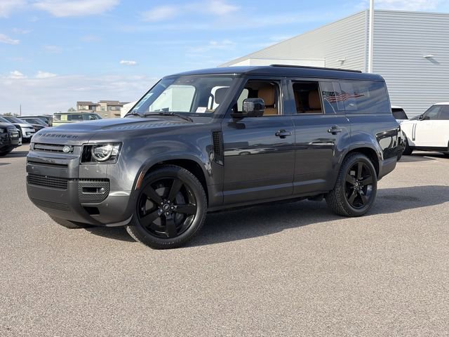 Used 2024 Land Rover Defender 130 S image 2