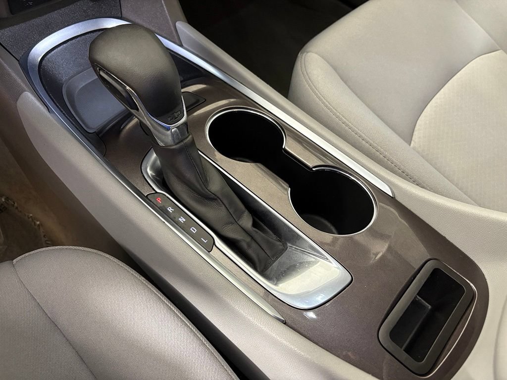 Used 2021 Chevrolet Malibu LT FWD image 31