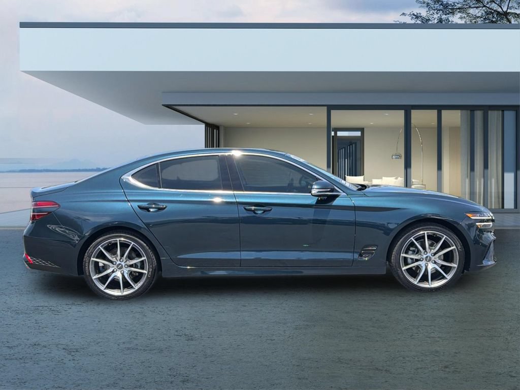 Used 2023 Genesis G70 2.0T RWD image 3