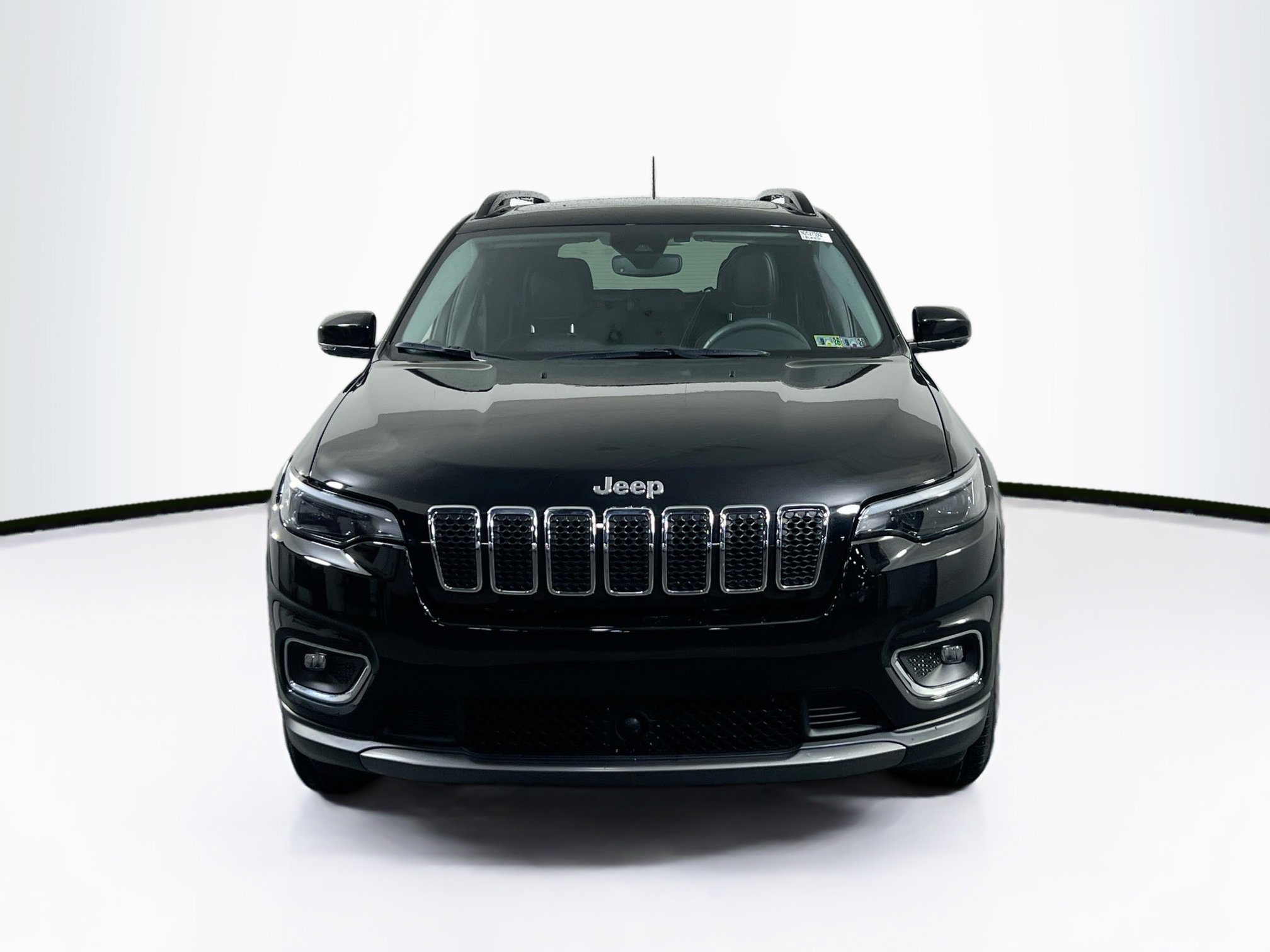 Used 2022 Jeep Cherokee Limited w/ Mopar Interior Package image 2