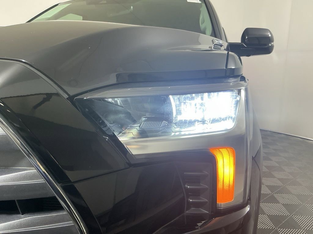 Used 2023 Toyota Sequoia Limited image 8