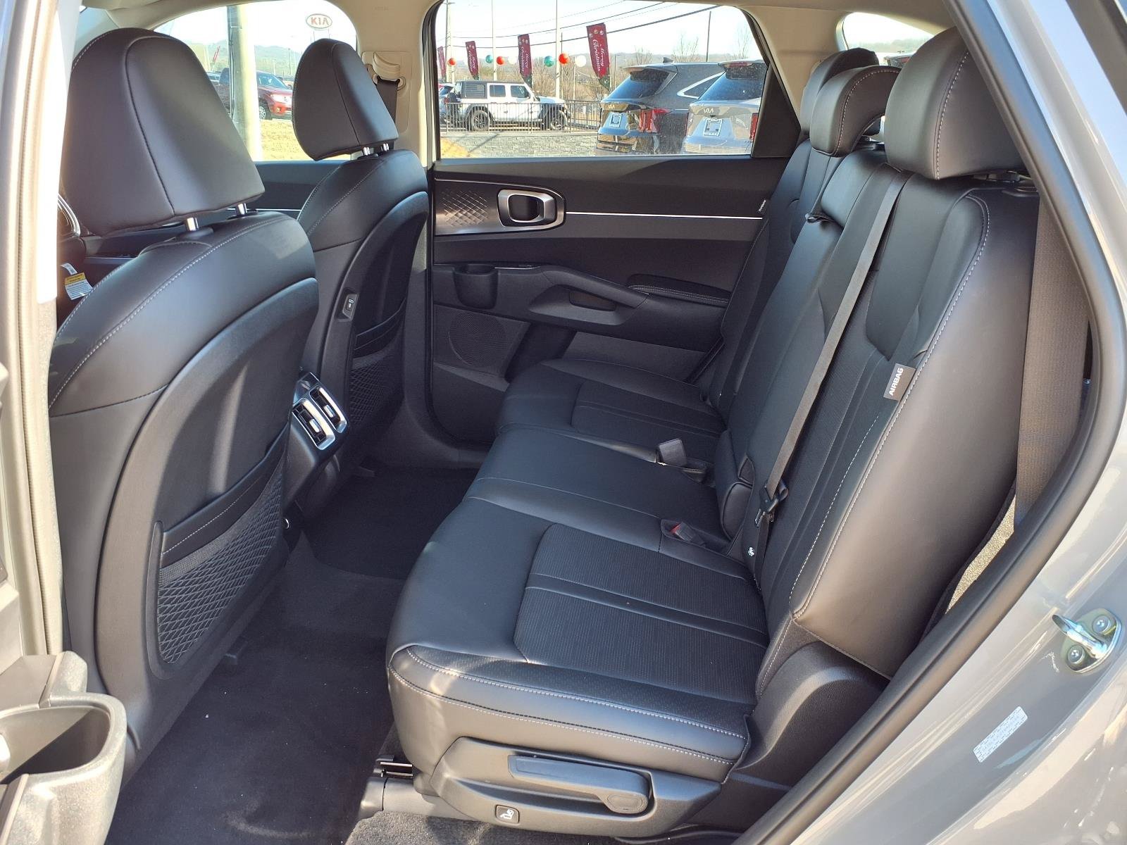 New 2026 Kia Sorento S FWD image 4