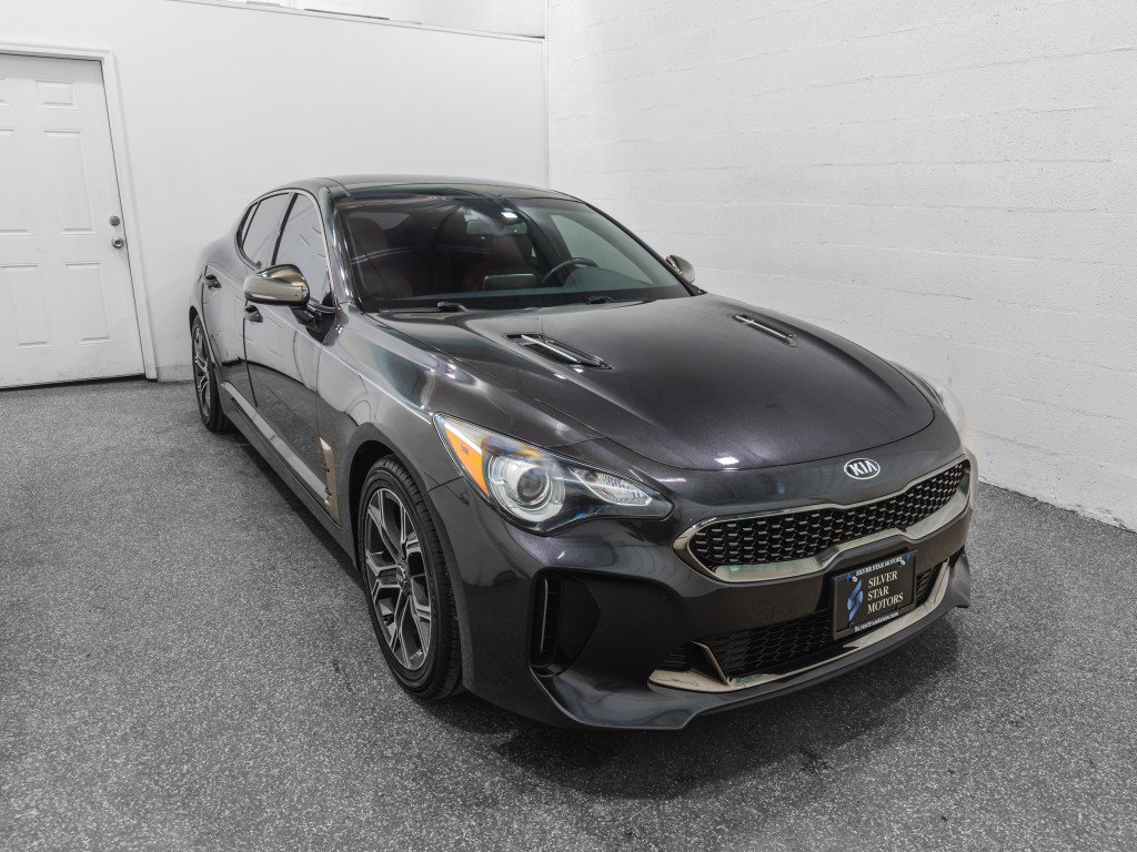 Used 2020 Kia Stinger GT-Line w/ Sun & Sound Package AWD/4WD image 2