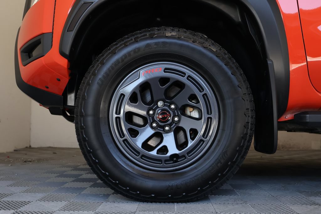 Used 2025 Nissan Frontier PRO-4X w/ Pro Premium Package AWD/4WD image 10