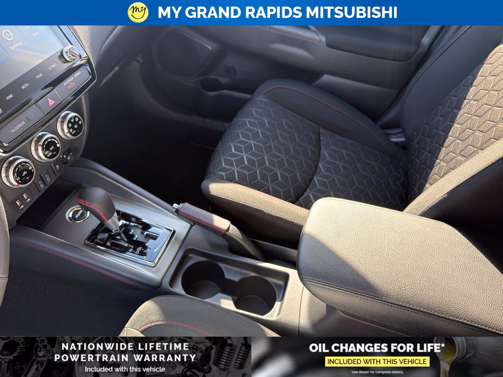 New 2027 Mitsubishi Outlander Sport LE AWD/4WD image 18