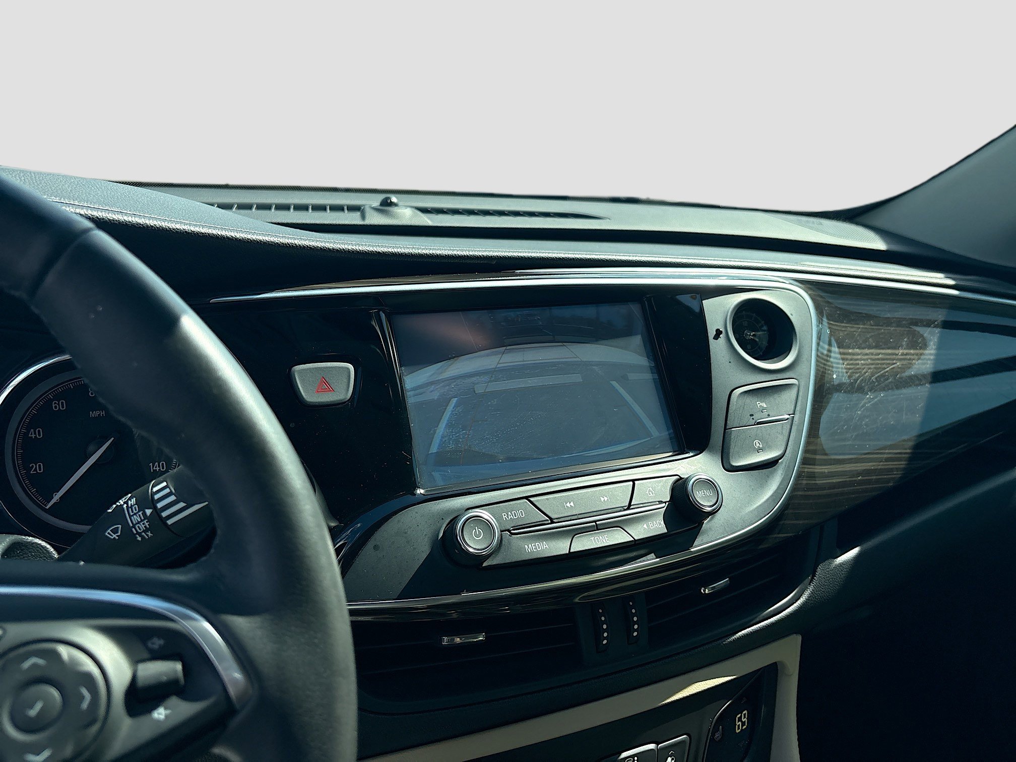 Used 2019 Buick Envision Essence FWD image 13